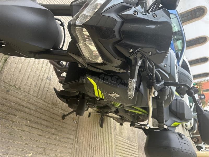 Kawasaki Z 900 – Vista 2