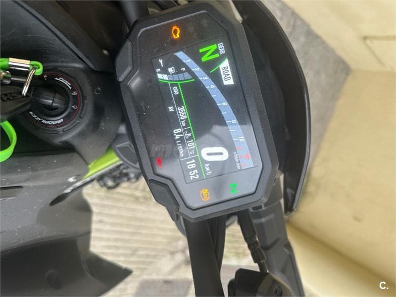 Kawasaki Z 900 – Vista 3