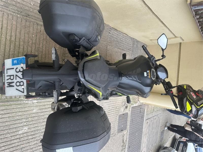 Kawasaki Z 900 – Vista 5