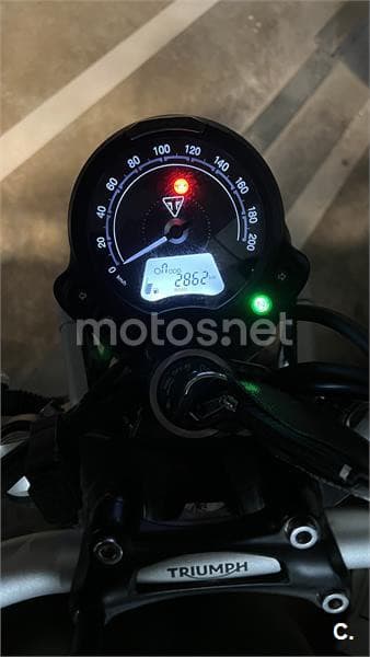 Triumph Scrambler 900 – Vista 8