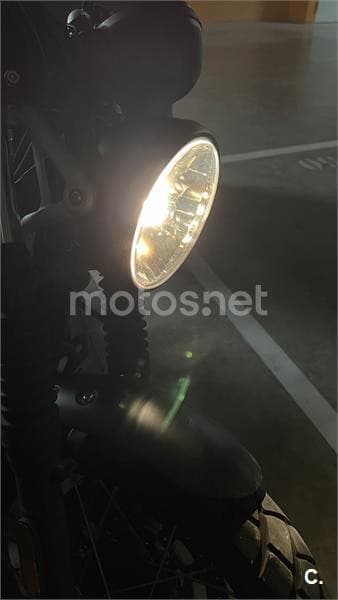 Triumph Scrambler 900 – Vista 9