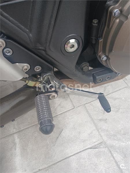 Kawasaki ZRX 1200R – Vista 12