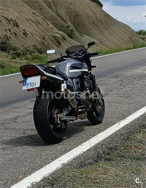 Kawasaki ZRX 1200R – Vista 6