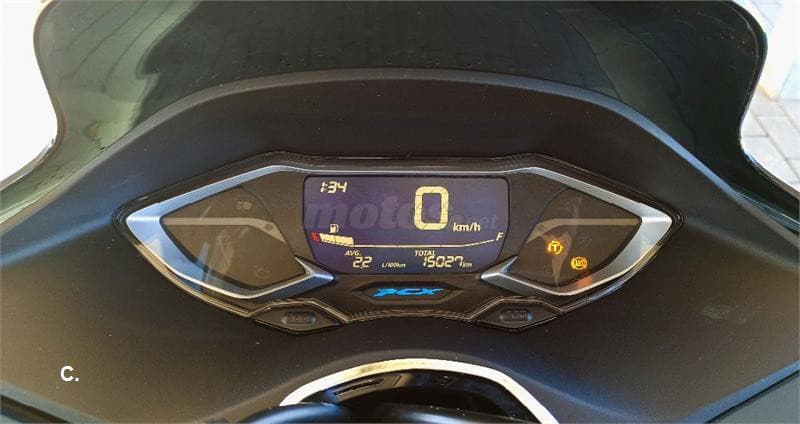Honda PCX 125 – Vista 8