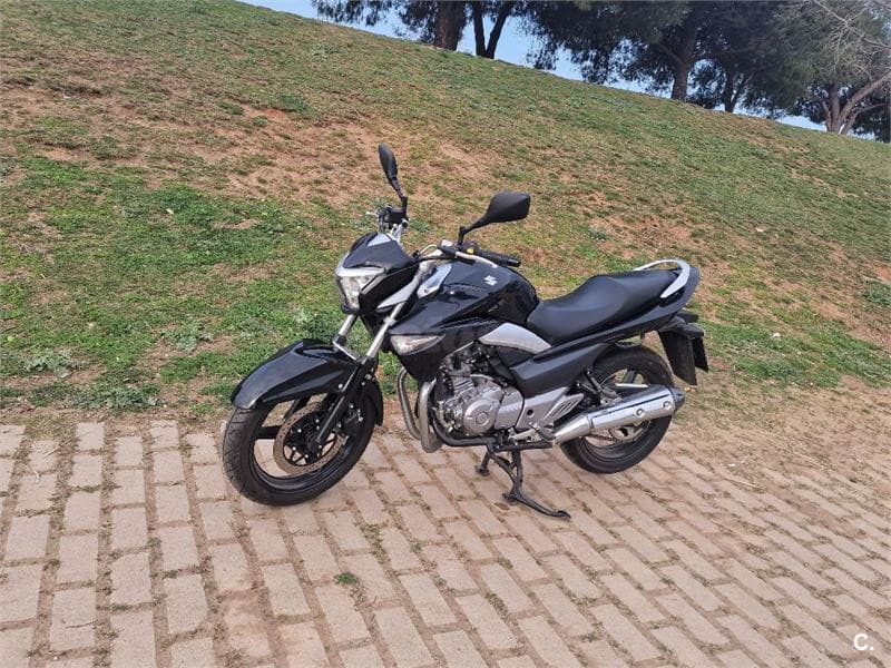 Suzuki Inazuma 250 2000 € 2013 Barcelona - 1