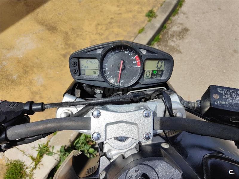 Suzuki GSR 600 – Vista 4