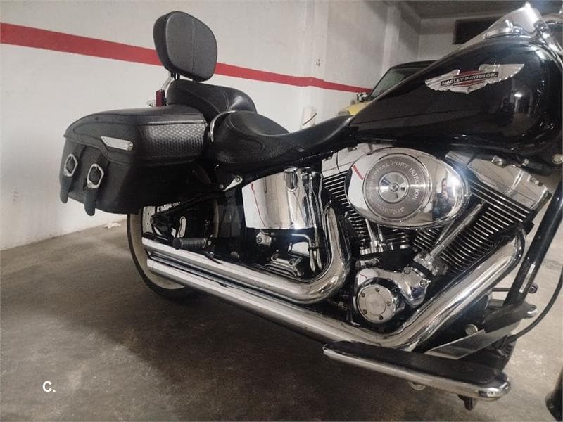 Harley-Davidson Softail Standard – Vista 3