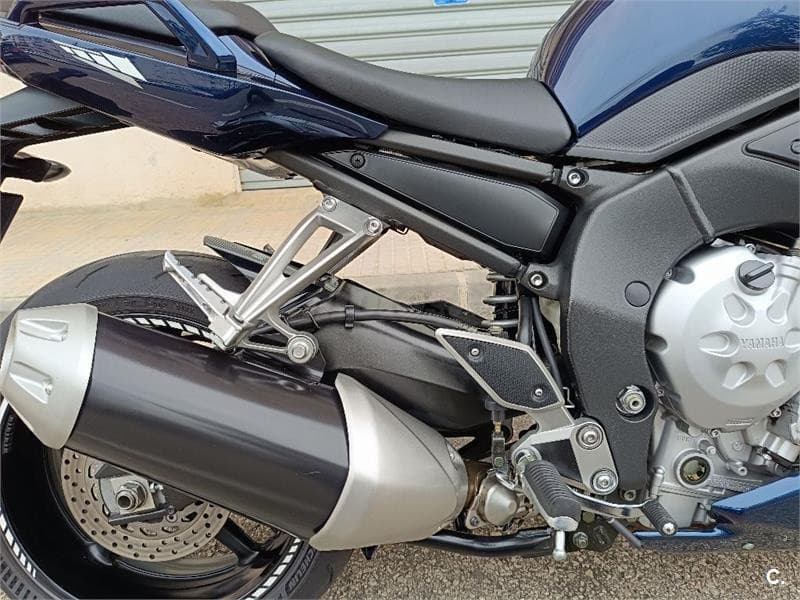 Yamaha FZ1 S FAZER – Vista 8