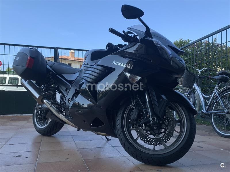 Kawasaki ZZR 1400 – Vista 8