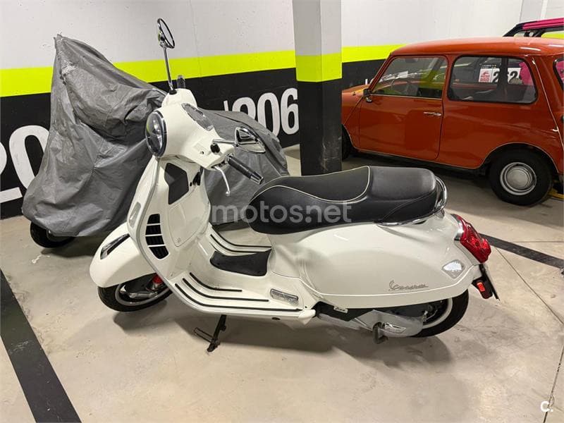 Vespa GTS 125 ie Super 3400 € 2018 Málaga - 1