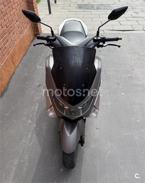 Yamaha NMAX – Vista 5