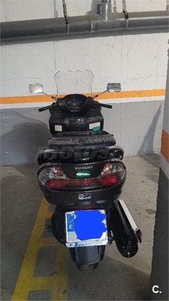 Suzuki BURGMAN 400 – Vista 4