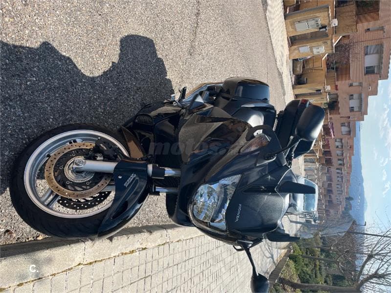 Honda NT 700 V Deauville 3700 € 2009 Toledo - 3
