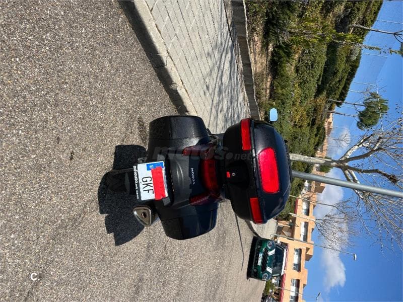 Honda NT 700 V Deauville 3700 € 2009 Toledo - 4