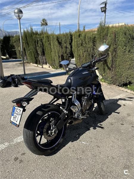 Yamaha MT-07 – Vista 11