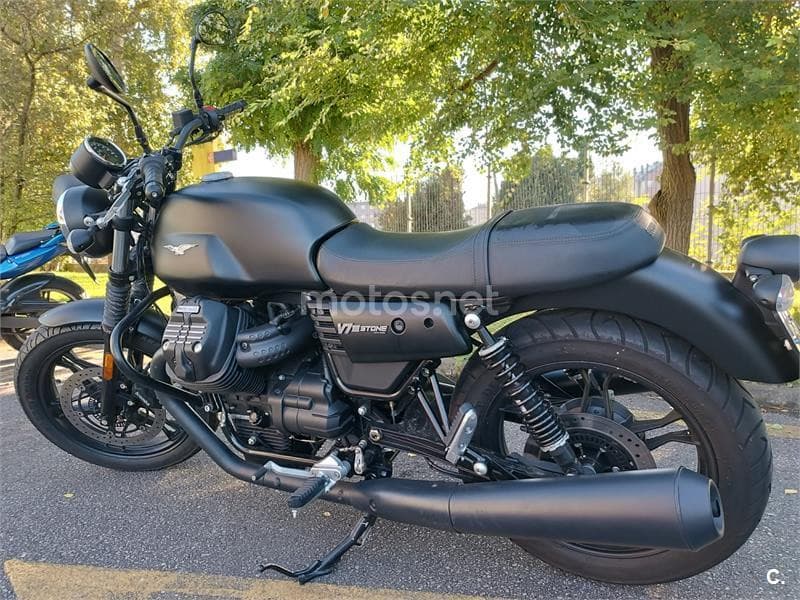 Moto Guzzi V7 III 5500 € 2018 Asturias - 1