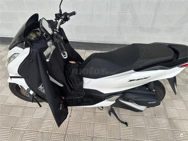 Honda PCX 125 – Vista 2