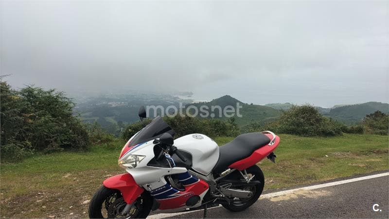 Honda CBR 600F – Vista 4