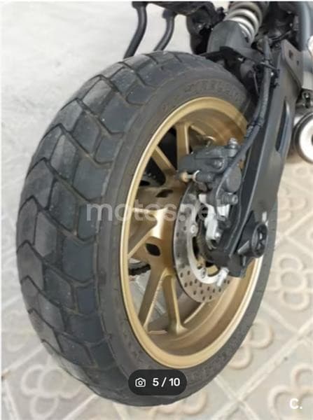 Yamaha XSR700 – Vista 5