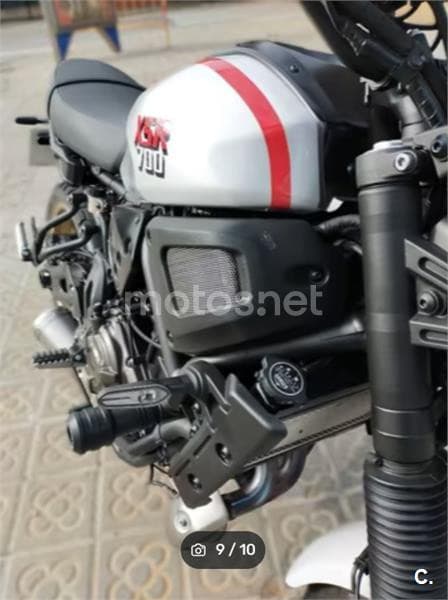 Yamaha XSR700 – Vista 8