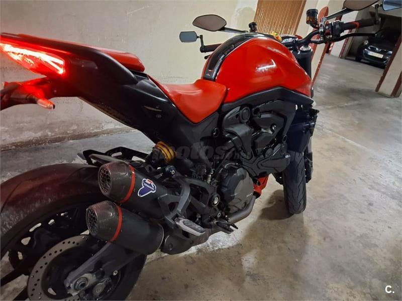Ducati Monster – Vista 3