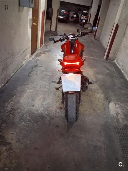 Ducati Monster – Vista 4