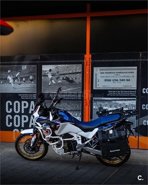 Honda CRF1100L Africa Twin 18.000 € 2023 Valencia - 5