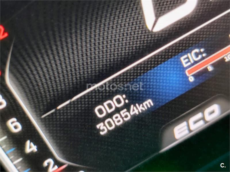 CFMOTO 650 MT – Vista 5