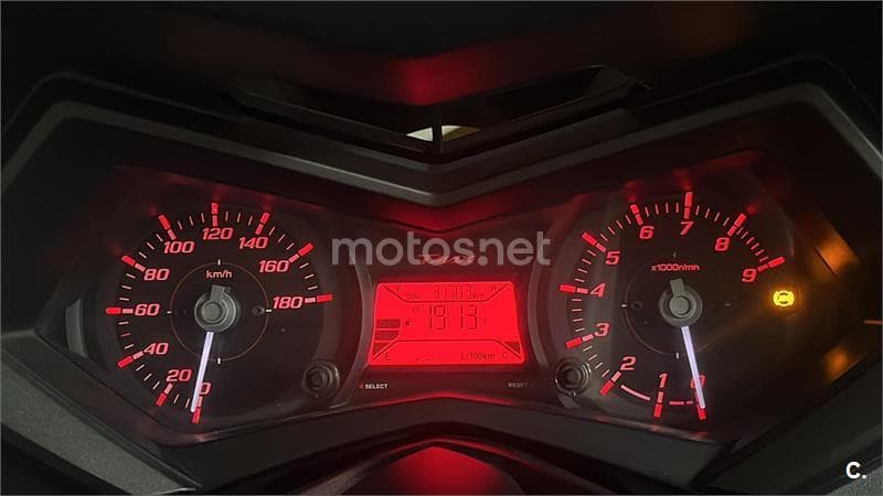 Yamaha TMAX 530 – Vista 5