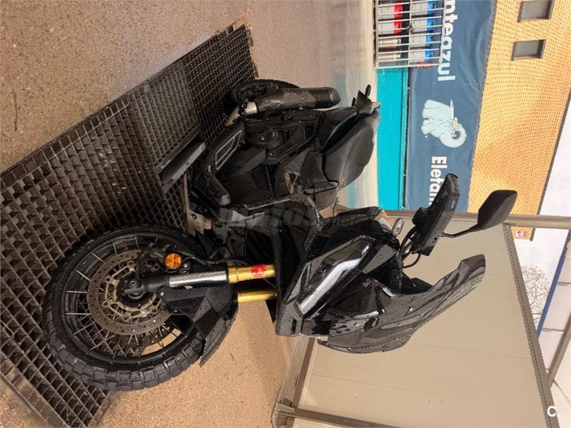 Honda X-ADV – Vista 12