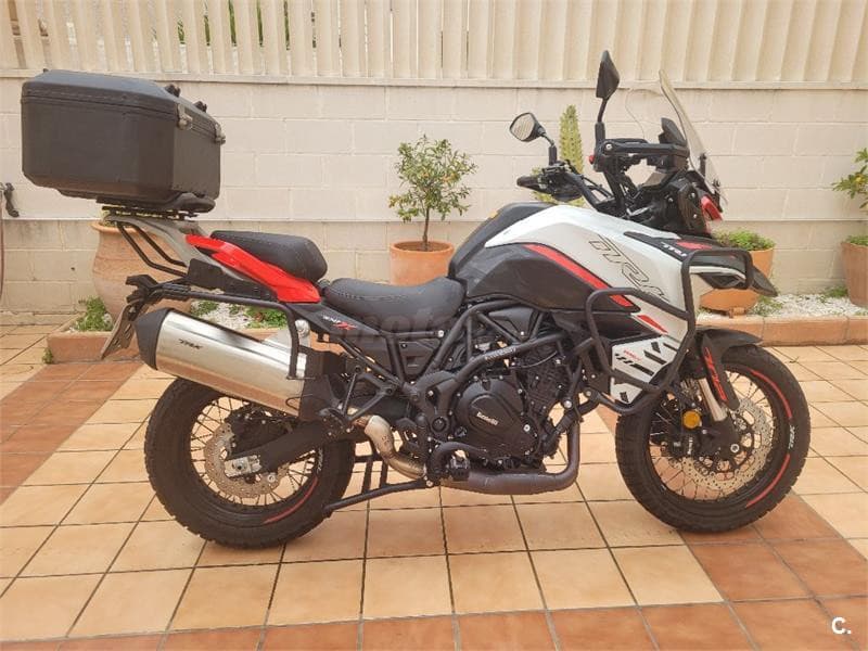 Benelli TRK 702 X – Vista 1