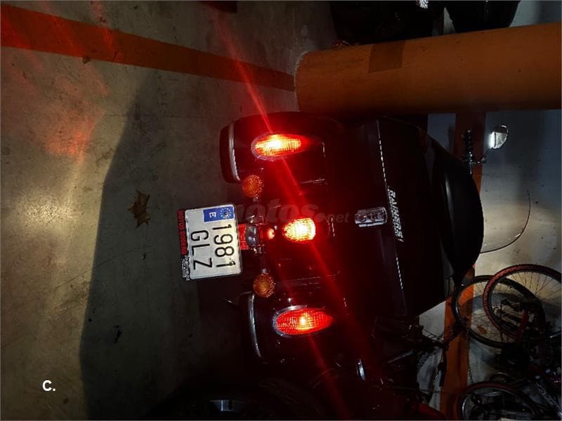 Kawasaki VN 900 CLASSIC – Vista 16