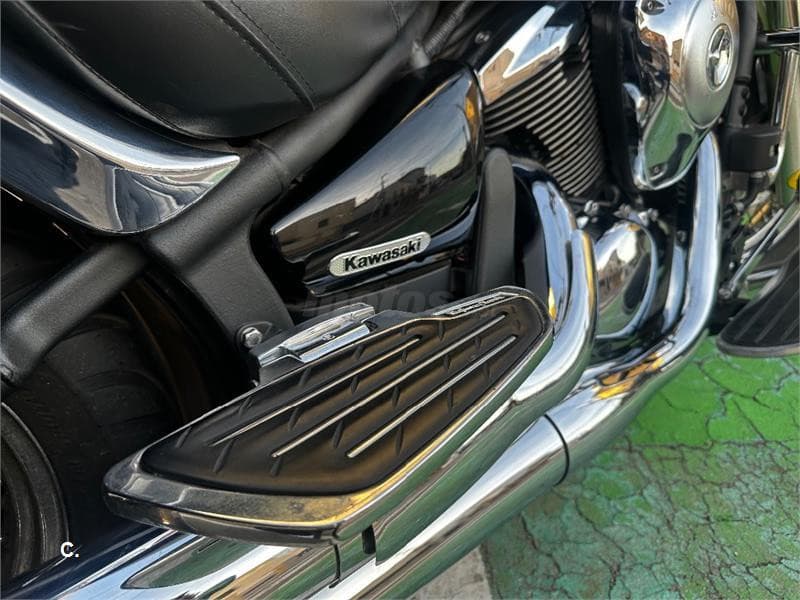Kawasaki VN 900 CLASSIC – Vista 20