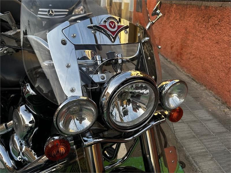Kawasaki VN 900 CLASSIC – Vista 6