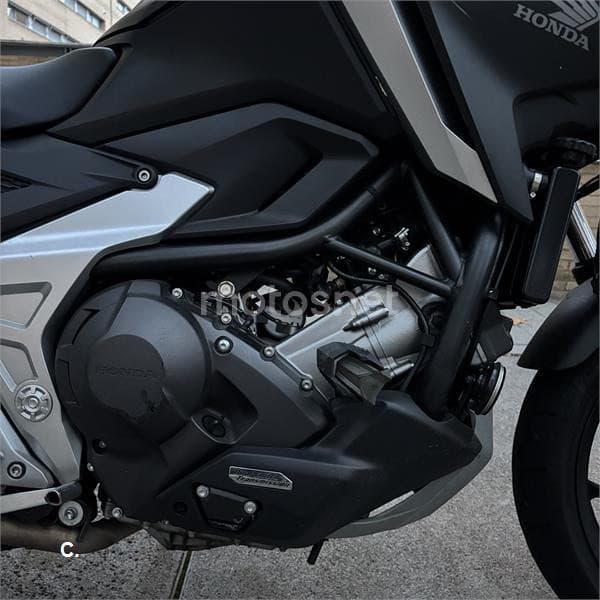 Honda NC 750 X – Vista 12