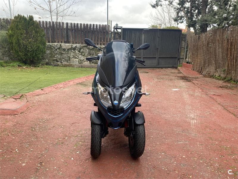 Piaggio MP3 – Vista 2