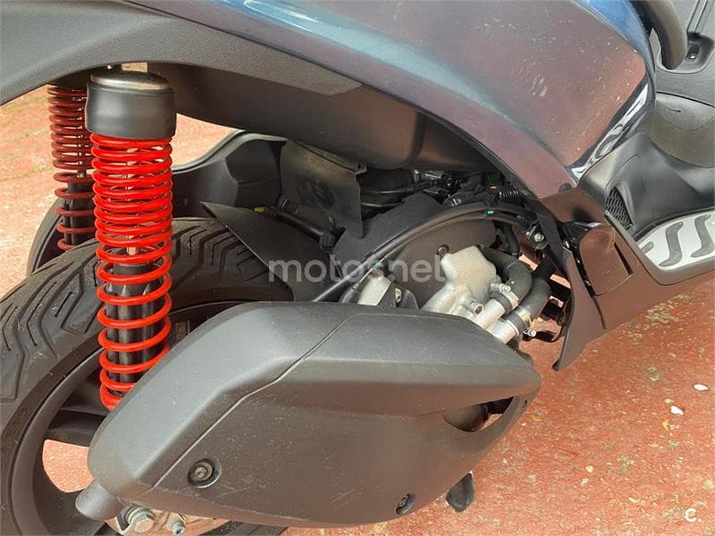 Piaggio MP3 – Vista 11
