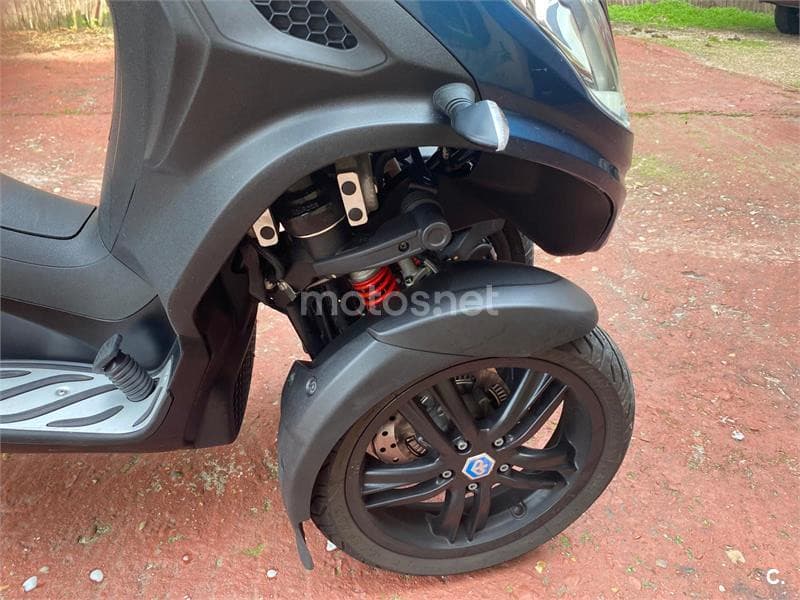 Piaggio MP3 – Vista 12