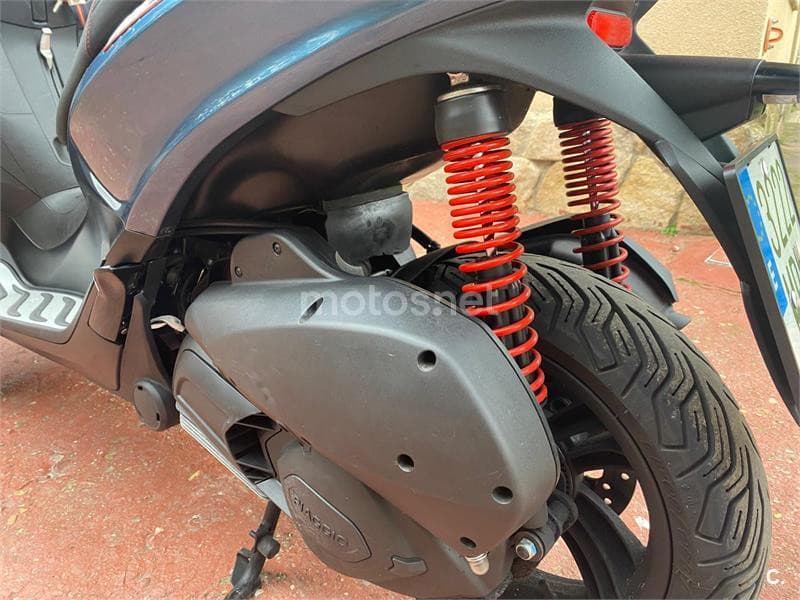 Piaggio MP3 – Vista 9
