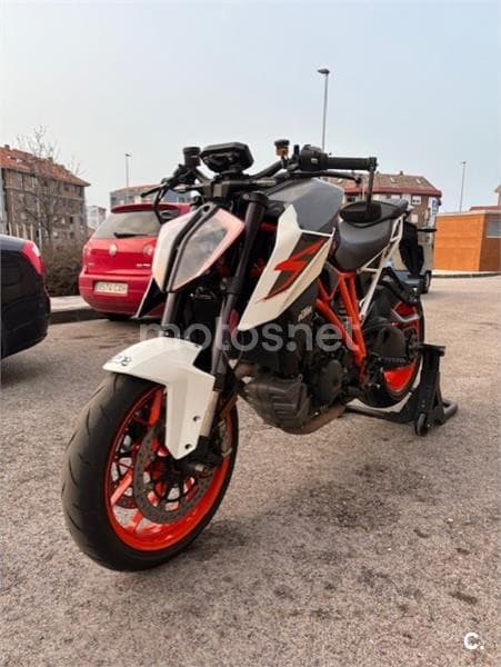 KTM 1290 Super Duke R 9800 € 2018 Cantabria - 1