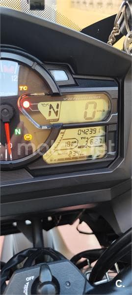 Suzuki V-Strom 650 ABS – Vista 8