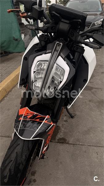 KTM 125 – Vista 2