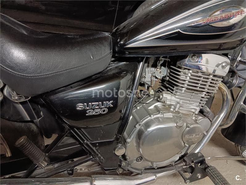 Suzuki Marauder 250 1500 € 2002 Zaragoza - 4