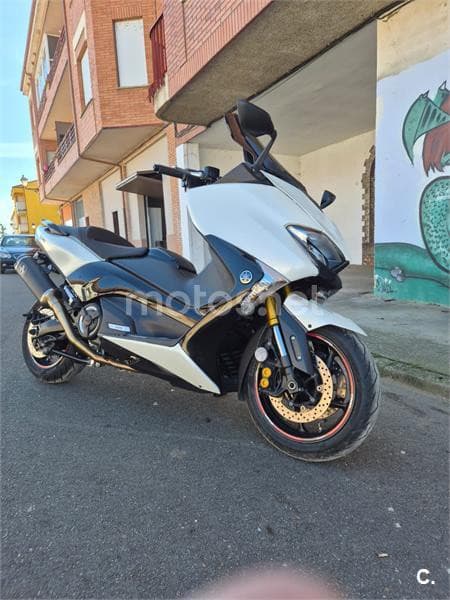 Yamaha TMAX 530 – Vista 3