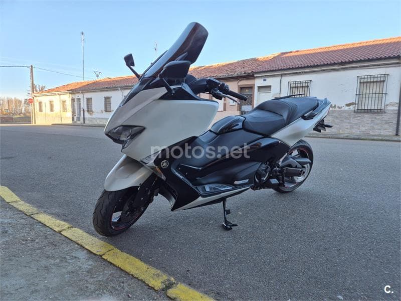 Yamaha TMAX 530 – Vista 6
