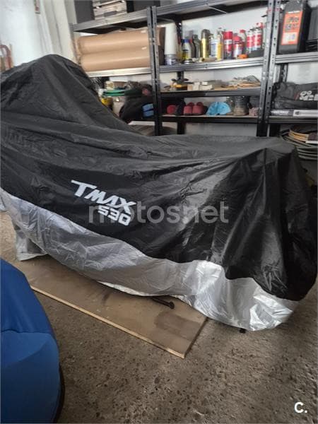 Yamaha TMAX 530 – Vista 10