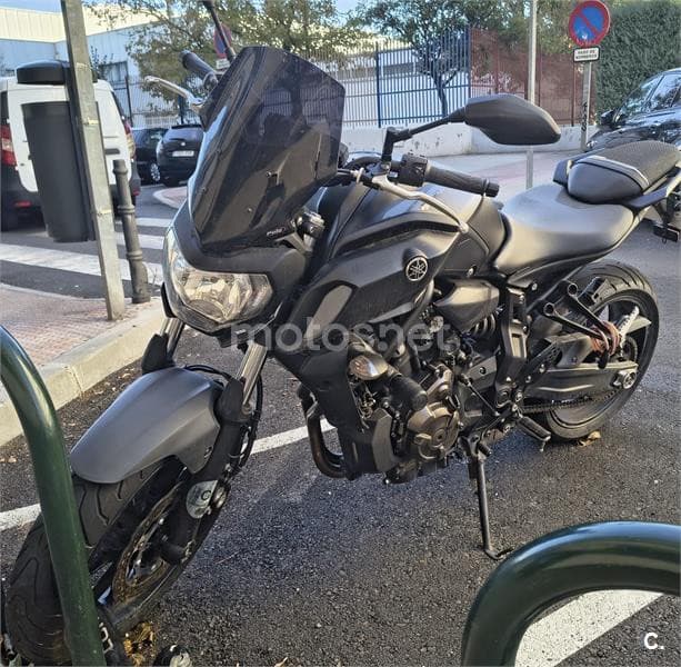 Yamaha MT-07 – Vista 2