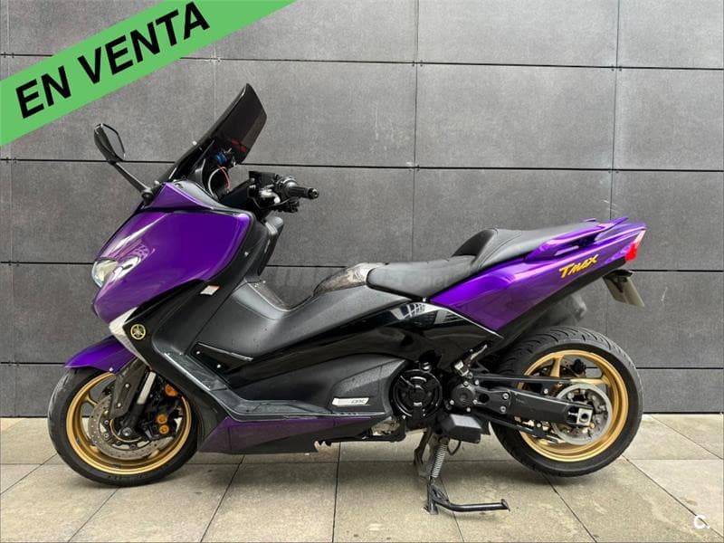 Yamaha TMAX – Vista 1