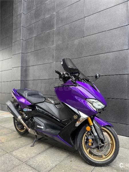 Yamaha TMAX – Vista 4
