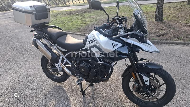 Triumph Tiger 900 – Vista 2